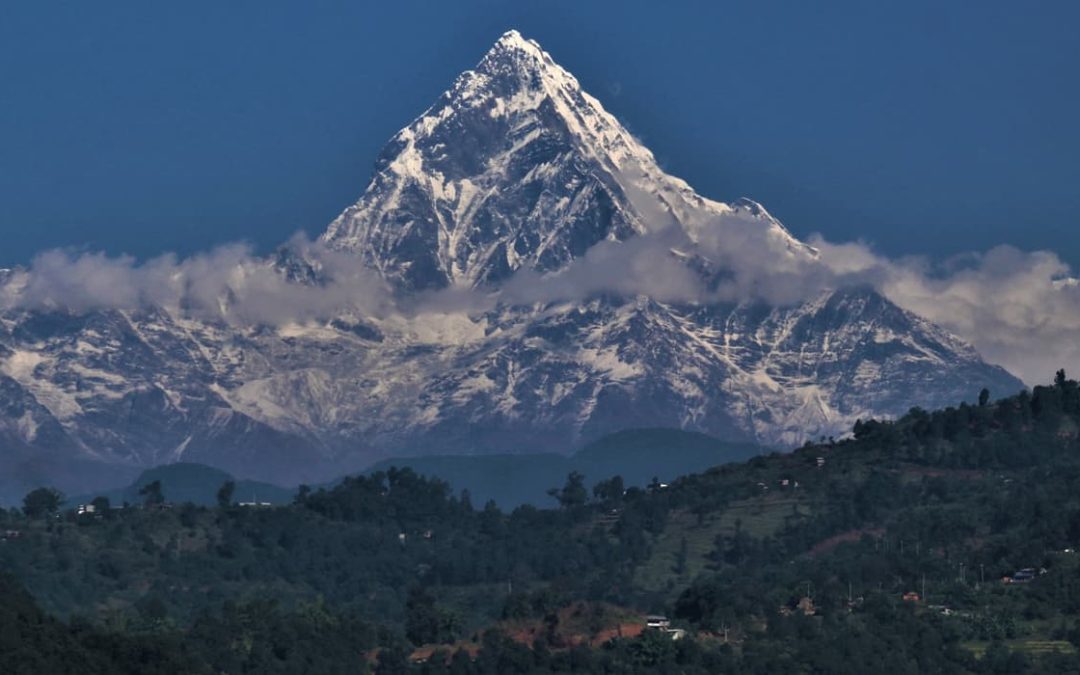 På motorcykel gennem Nepals Himalaya